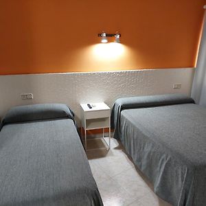 Habitación con 2 Camas Individuales